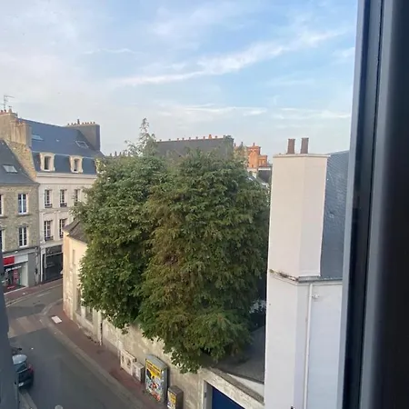 Le Stud' Joli Appartement Lumineux En Plein Centre Ville Cherbourg-en-Cotentin Exterior photo