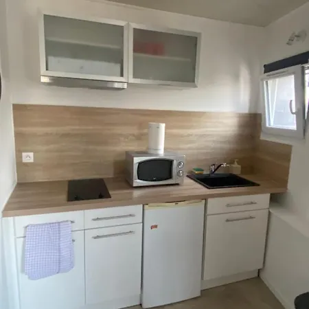 Le Stud' Joli Appartement Lumineux En Plein Centre Ville Cherbourg-en-Cotentin Exterior photo